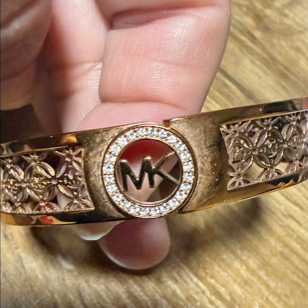 Michael Kors Rose Gold Logo Crystal Floral Cutout Bangle